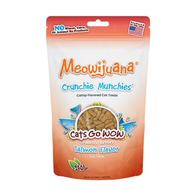 Crunchie Munchies® Salmon and Catnip Flavor Cat Treats