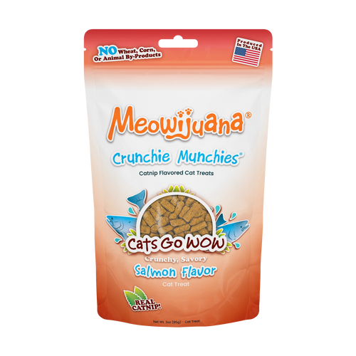 Crunchie Munchies® Salmon and Catnip Flavor Cat Treats
